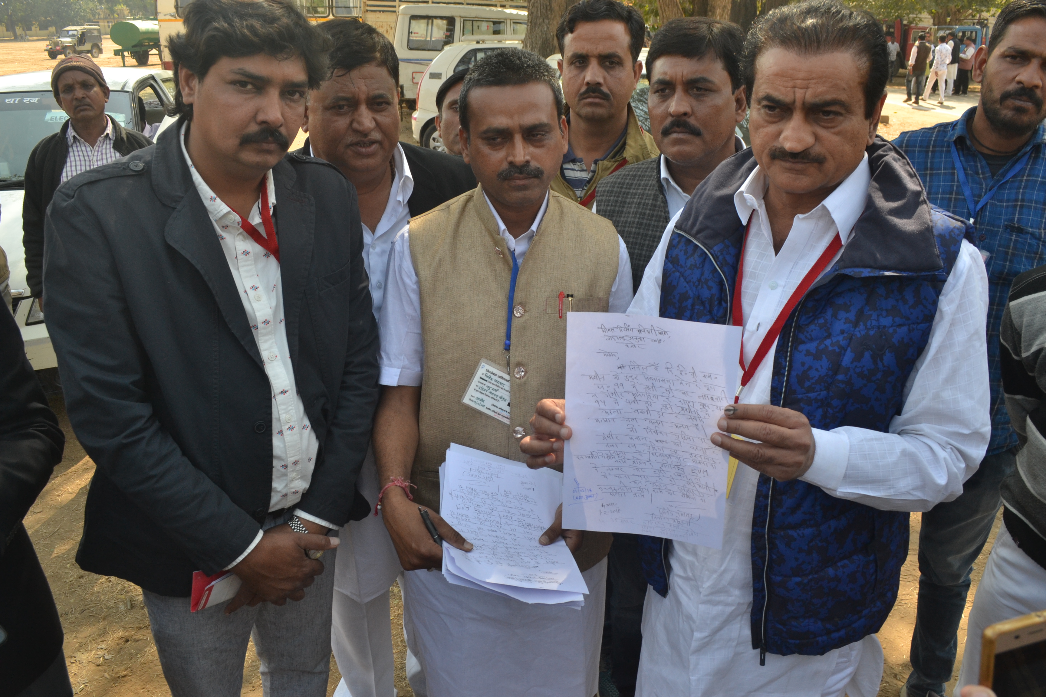 congress raise issue कांग्रेस ने यह आरोप लगाकर फैलाई सनसनी, अफसर भाग गए इधर-उधर