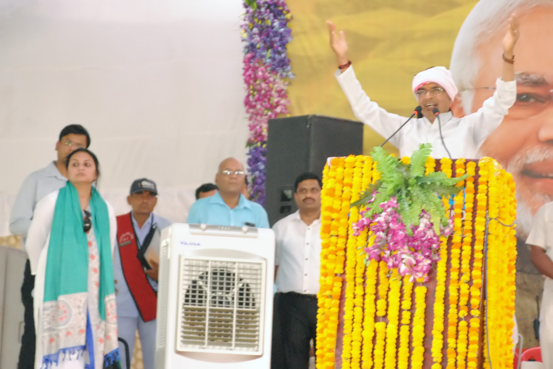 rewa असंगठित कर्मकारों कर्मकारों के लिए यह योजना लेकर आई सरकार, जानिए क्या मिलेगा लाभ