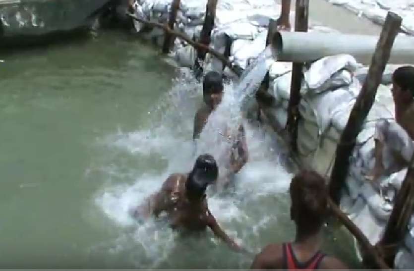 temperature reaches 43 degree in up 43 डिग्री तक चढ़ा पारा, स्कूली बच्चों ने गर्मी से बचने के लिए किया यह.....
