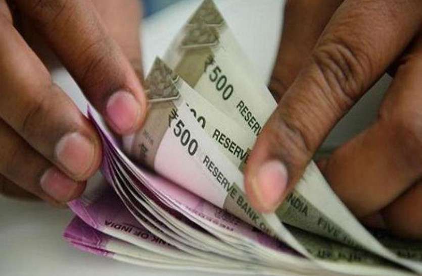 taking bribe 35 हजार की रिश्वत लेते रंगे हाथ गिरदावर गिरफ्तार, कार्रवाई से मच गया तहसील में हडक़ंप