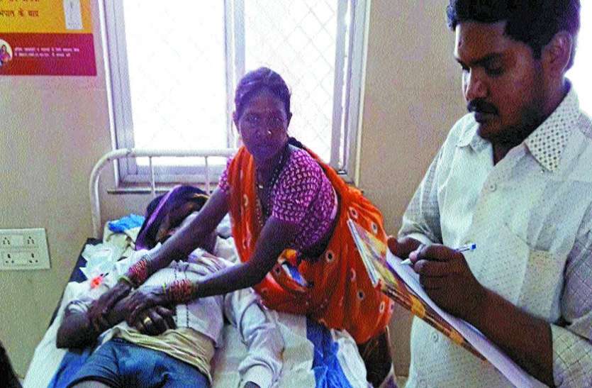 road accident one death लोडिंग ऑटो-डंपर में भिड़ंत, एक की मौत