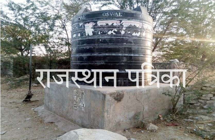 connection-of-disconnected-tubes-by-bijalee-nigam कंठों पर भारी कायदे...