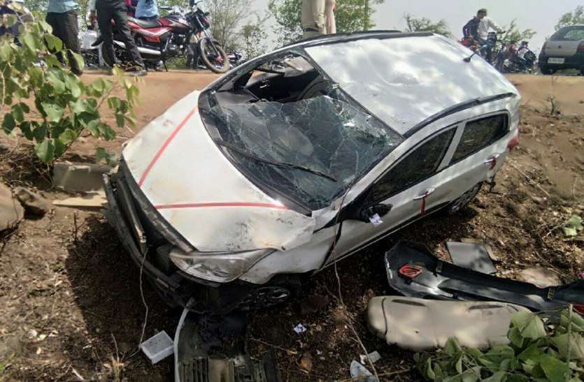 bikaner accident भयानक हादसा: कार ने खाये पलटे और फिर जा टकराई पेड़ में