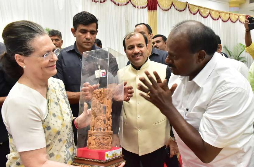 HDK सियासी आंकड़ों की बाजीगरी के 'स्वामी'