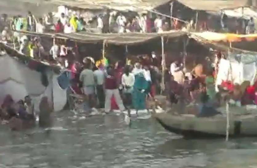 farrukhabad गंगा दशहरा पर भीषण गर्मी में आस्था की तरावट