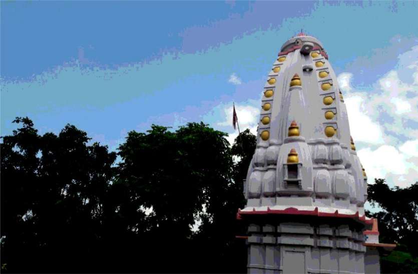 mata mandir देवी पार्वती के मंदिर में महिलाओं का प्रवेश है वर्जित, 18वीं सीढ़ी पर लिखी है यह चेतावनी