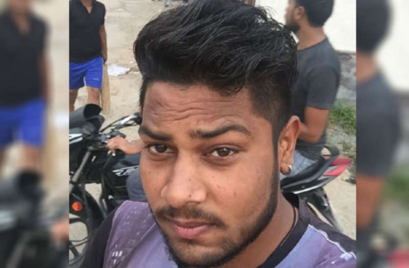 Firozabad घर से निकला था डिजिटल मार्केटिंग का फॉर्म भरने, मिली सिर कटी लाश