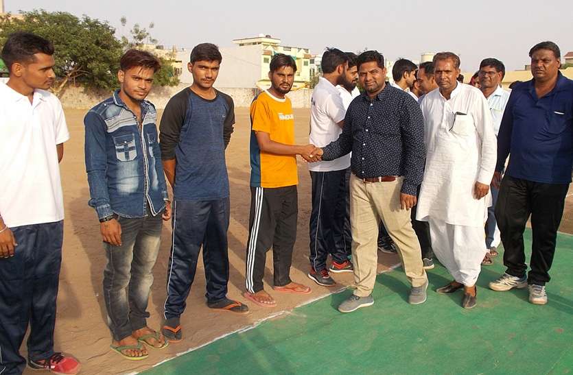 टेनिस क्रिकेट वेस्ट जोन टेनिस क्रिकेट प्रतियोगिता मेंं महाराष्ट्र ने राजस्थान को पराजित किया
