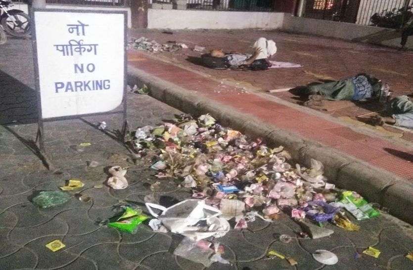 sirohi रेलवे स्टेशन पर निरीक्षण की रस्म अदायगी कर गए मंडल प्रबंधक
