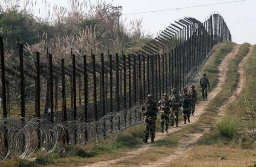 Loc LoC पर ना'पाक' फायरिंग जारी, डर के साए में ग्रामीण