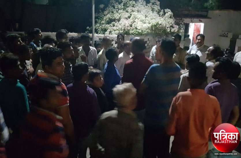 banswara बांसवाड़ा : सोशल मीडिया पर वायरल हुआ एक वीडियो और थाने पर मच गया बवाल, आरोपी गिरफ्तार