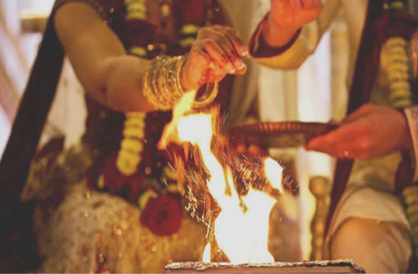 vivah yog ज्योतिषीय योग बताते हैं, काफी मधुर होता है ऐसे लोगों का वैवाहिक जीवन