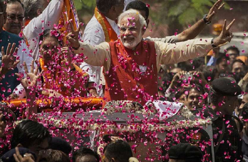 PM Narendra Modi चार साल में कितना बदल गया पीएम नरेन्द्र मोदी का संसदीय क्षेत्र बनारस