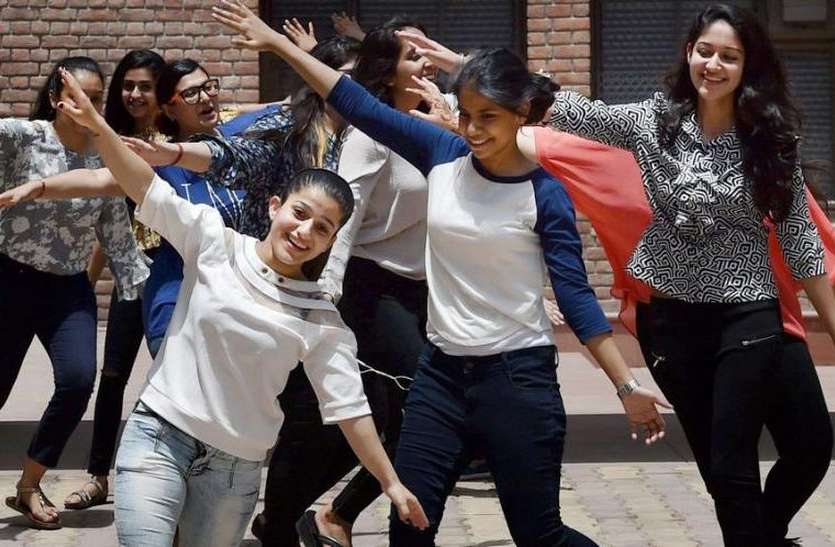 CBSE: again daughters on the peak CBSE : फिर शिखर पर बेटियां