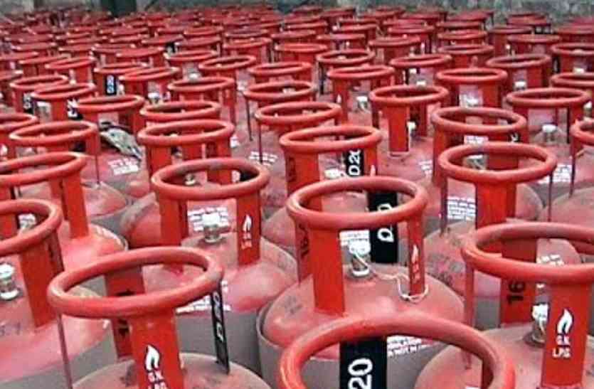 Gas subsidy amount किसी और के खाते में कैसे पहुंच जाती है गैस सब्सिडी की राशि