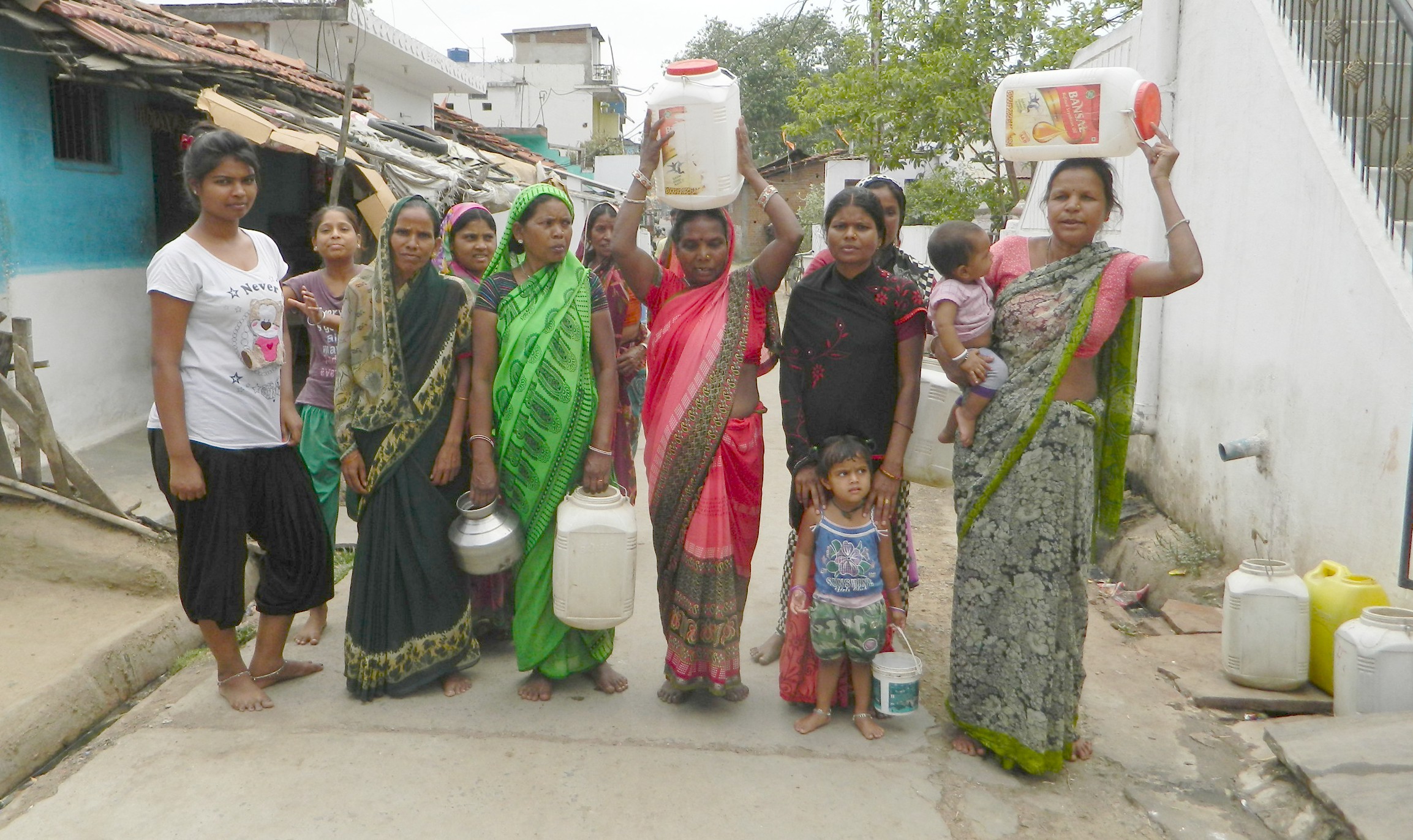 ward of the city, water has not come शहर के इस वार्ड में दो महीने से नहीं आया पानी, गुस्से में लोग