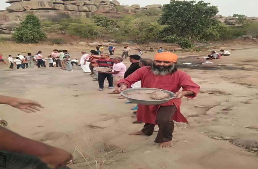 mahoba भागीरथी प्रयास को मिला समर्थन, बढ़ गया कारवां