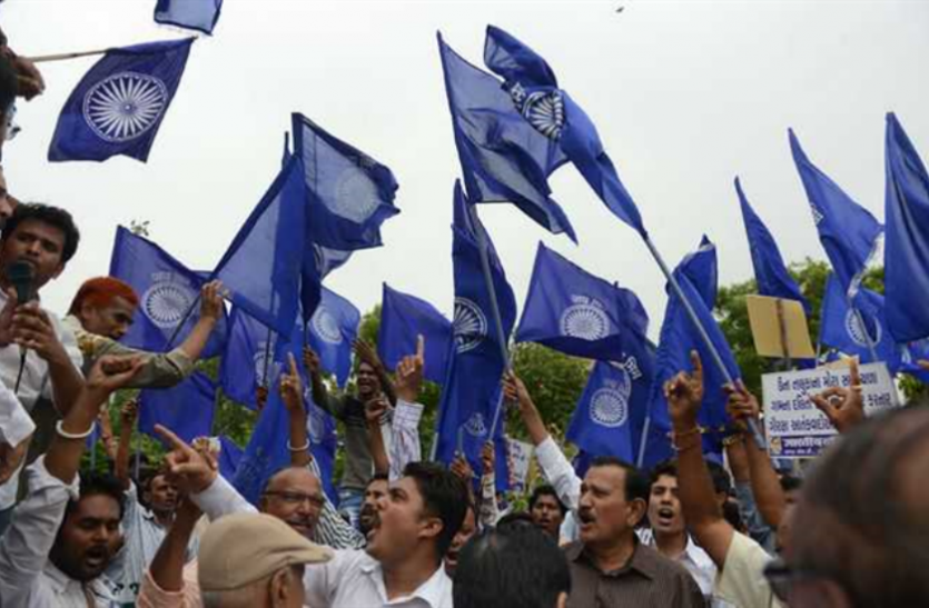 BHIm army दलित संगठन भीम आर्मी के सदस्य का ऐसा चेहरा आया सामने, सभी रह गए दंग