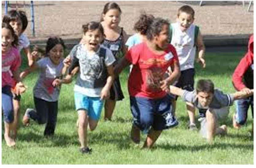 Summer camp in bhilwara विभिन्न कलाओं के गुर सीख रहे बच्चे