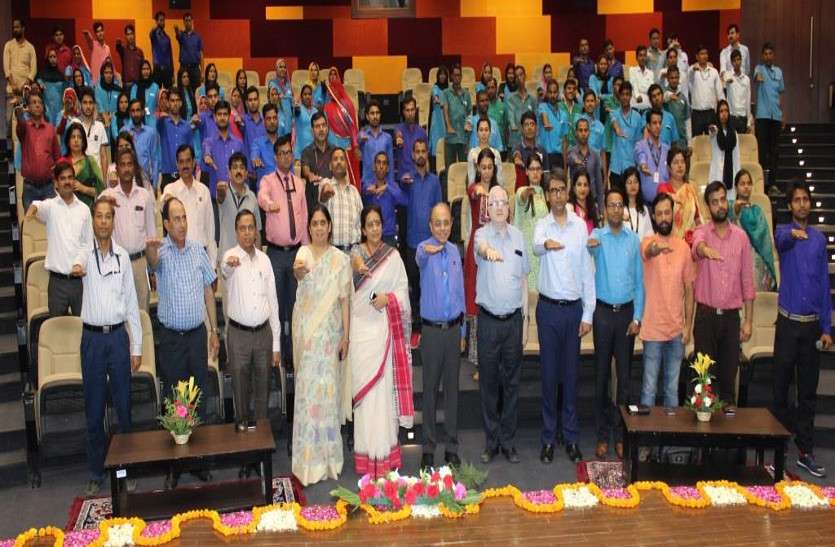 manipal राजधानी के मणिपाल विश्वविद्यालय ने पर्यावरण दिवस पर परिसर को प्लास्टिक मुक्त बनाने की ली शपथ