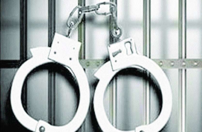 Six years ago, theft of Rs 15 lakh was arrested छह साल पहले 15 लाख की चोरी का आरोपी गिरफ्तार