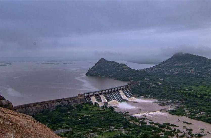 politics on jawai dam water सत्ता पक्ष बोला : जालोर के हक के लिए लड़ेंगे