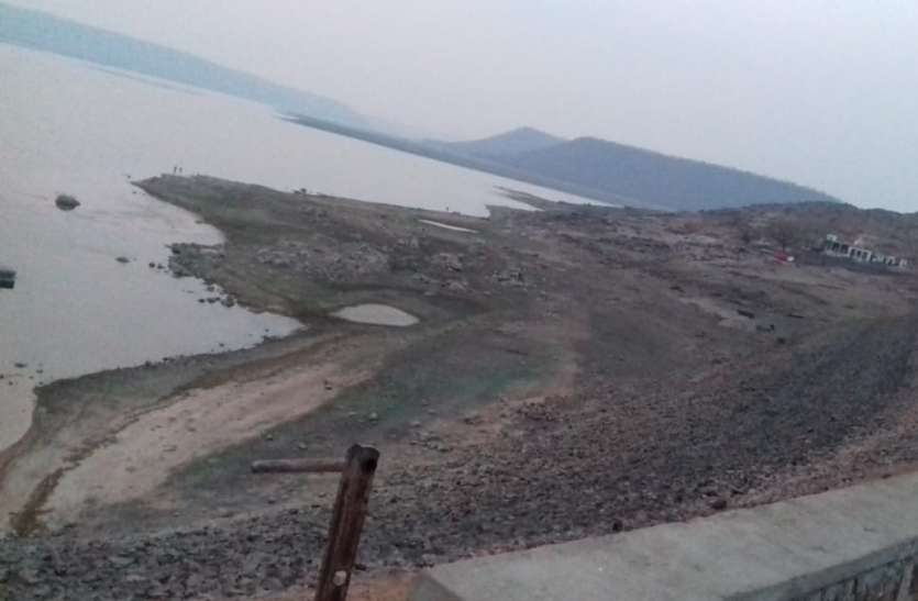 This year, it is difficult to get water from Harsh Dam for paddy culti धान के पलेवा के लिए इस बार हरसी डैम से पानी मिल पाना मुश्किल