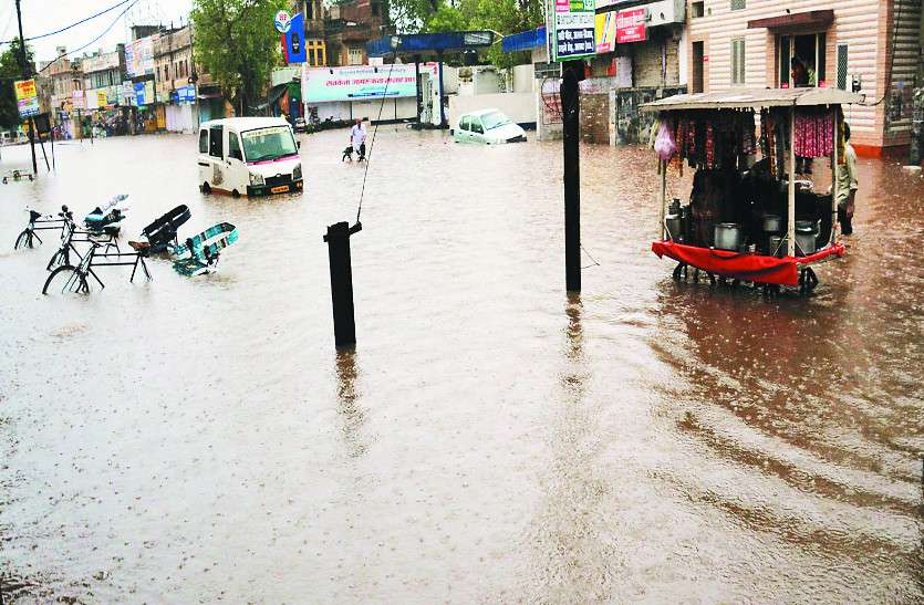 Jaipur News प्रदेश में बदला मौसम: अंधड़ ने झिंझोड़ा, बारिश से राहत