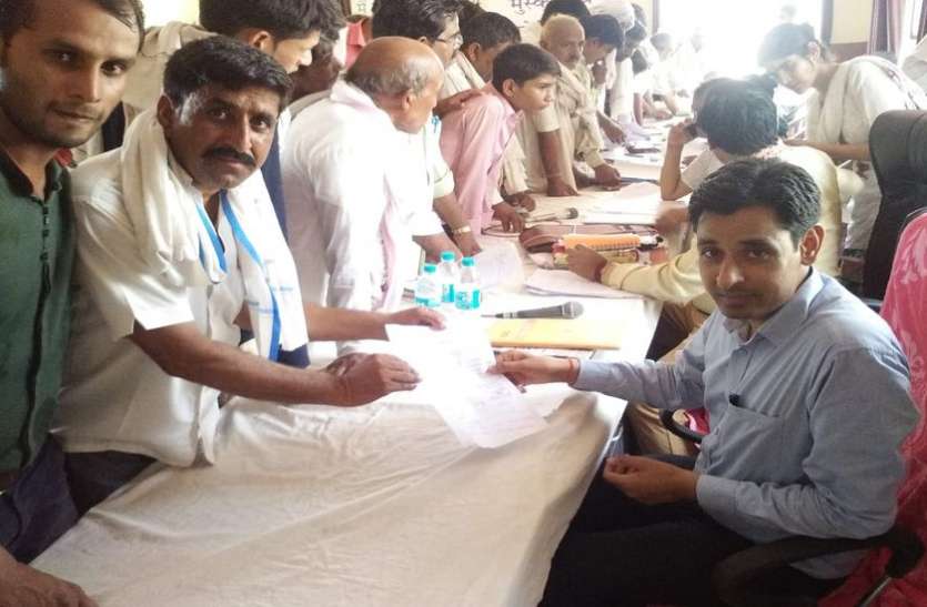 Summoned officers अधिकारियों को किया तलब