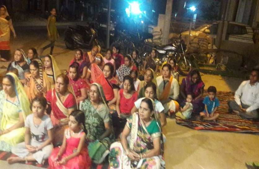 indore पर्यावरण को शुद्ध करने अधिक पौधे लगाएं