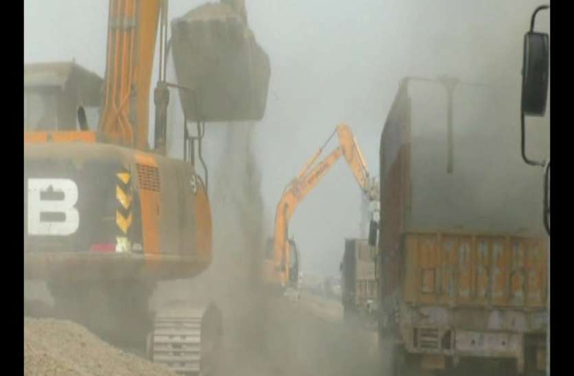 balrampur क्लिन्कर से दो तिहाई आबादी प्रदूषण की चपेट में, प्रभावित लोगों में आक्रोश