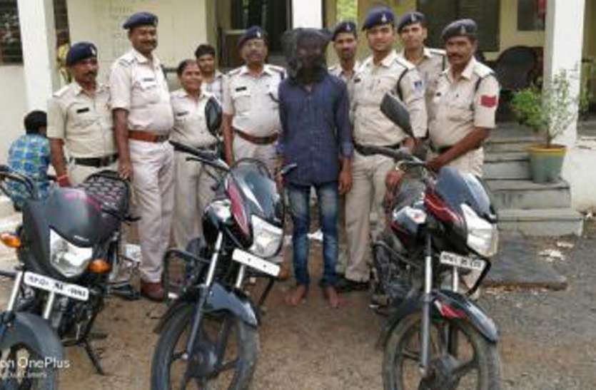 Police arrested in robbery and robbery case पेट्रोल पंप पर लूट का आरोपी धराया