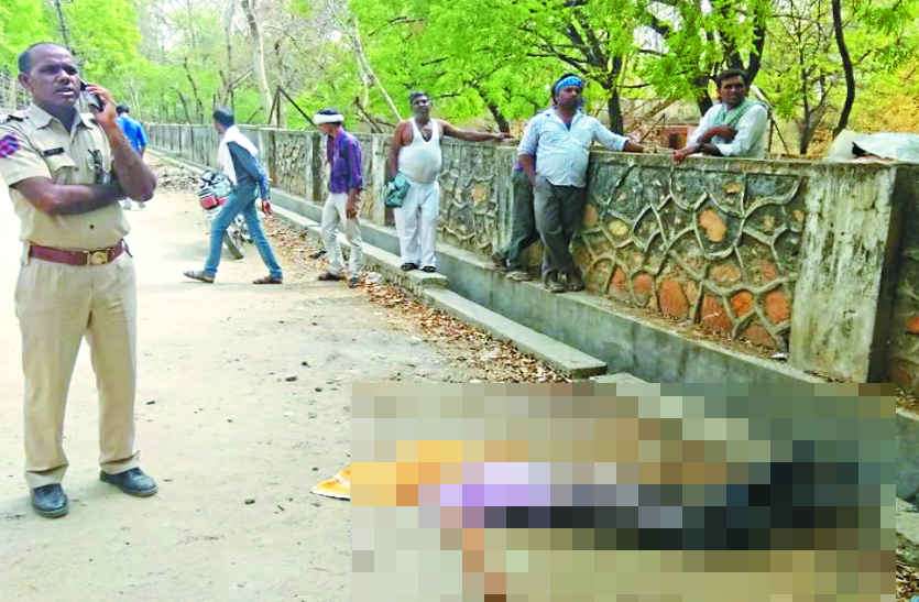 Body found in drain in bhilwara नाले में पुजारी का शव मिलने से सनसनी, नहीं लगा मौत के कारणों का पता