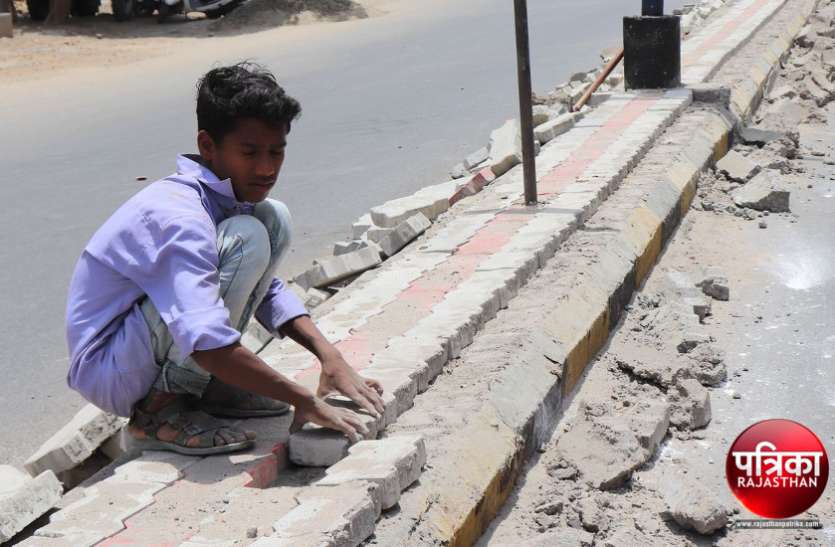 banswara बांसवाड़ा : कलक्टर की देखरेख के बावजूद चायना के माल से भी घटिया निकला डिवायडरों का काम, अब फिर से निर्माण में उड़ाएंगे जनता का पैसा