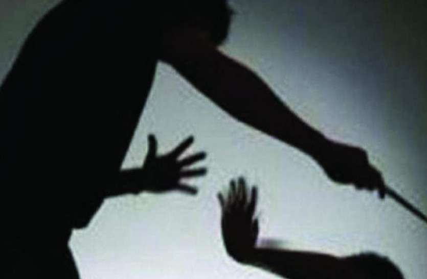 traffic police constable abducted in Ajmer सनसनीखेज वारदात: बस इस बात पर ट्रैफिक पुलिस सिपाही का अपहरण, अधमरा कर छोड़ा