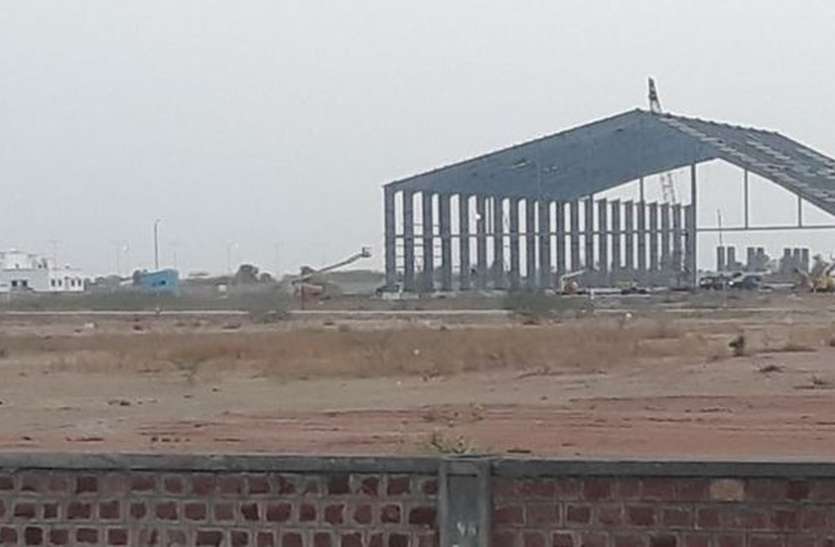 nagaur news सीमेन्ट कम्पनी की मुश्किलें बढ़ी, प्रशासन ने रुकवाया अम्बुजा प्लांट का निर्माण कार्य
