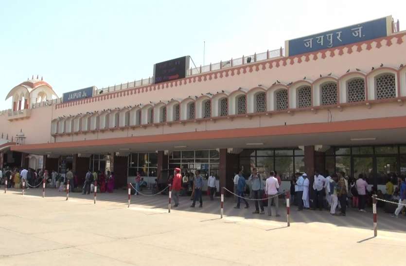 railway डिब्बों में अस्थाई बढ़ोतरी , 7 जोड़ी रेलगाडि़यों में बढ़ाए डिब्बे