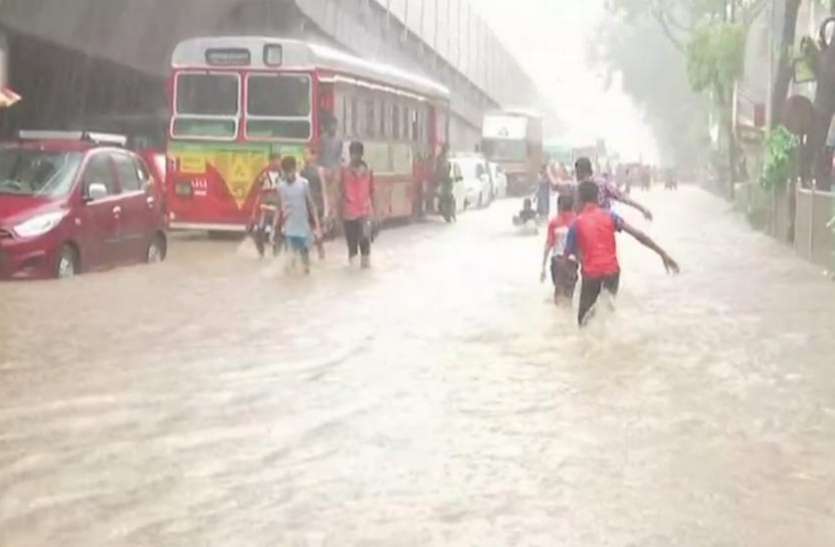 rain थम गई मुंबई की रफ्तार, 8 - 10 जून के बीच भारी बारिश का अलर्ट जारी