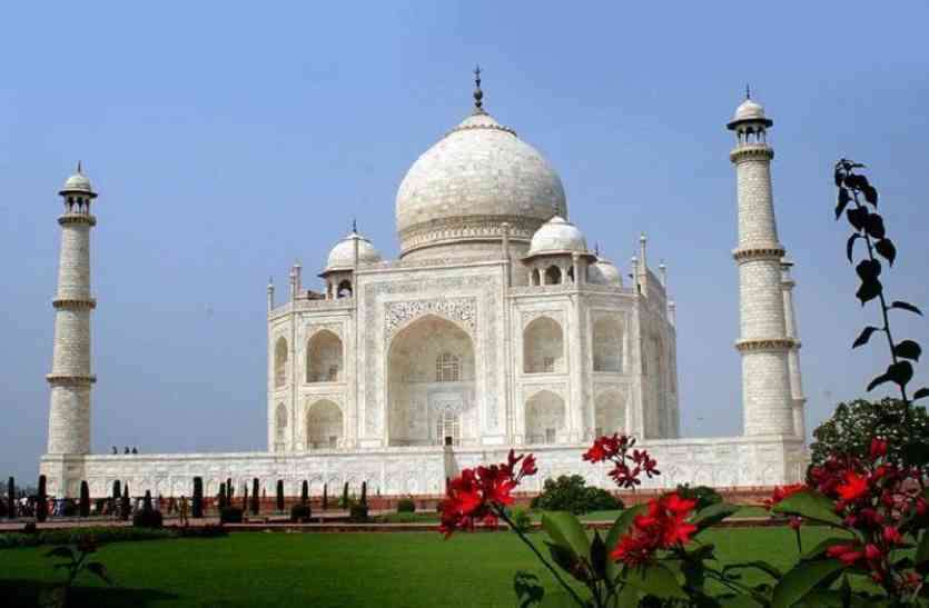 Taj mahal ताजमहल को लेकर गंभीर कमिश्नर, अधिकारियों को दिए ये निर्देश