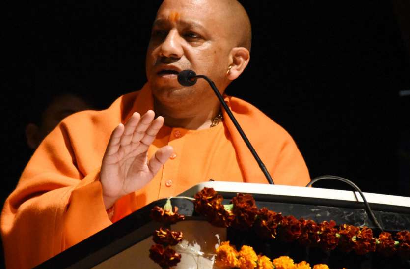 yogi एक्शन मोड में सीएम योगी, फतेहपुर और गोंडा के डीएम को किया सस्पेंड