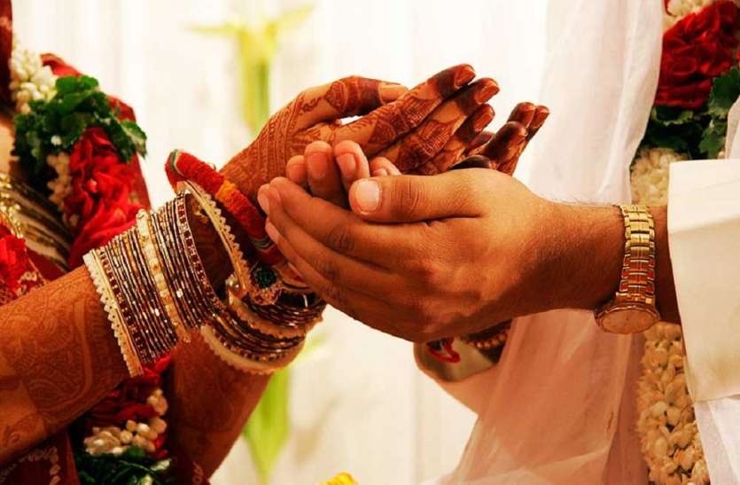 love marriage love marriage के बाद प्रेमी ने भाई के साथ मिलकर लडक़ी से किया ये गंदा काम