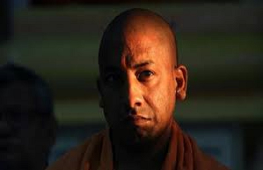 Yogi Adityanath योगी सरकार के ये दो मंत्री आपस में भिड़े, तेज हुई जुबानी जंग