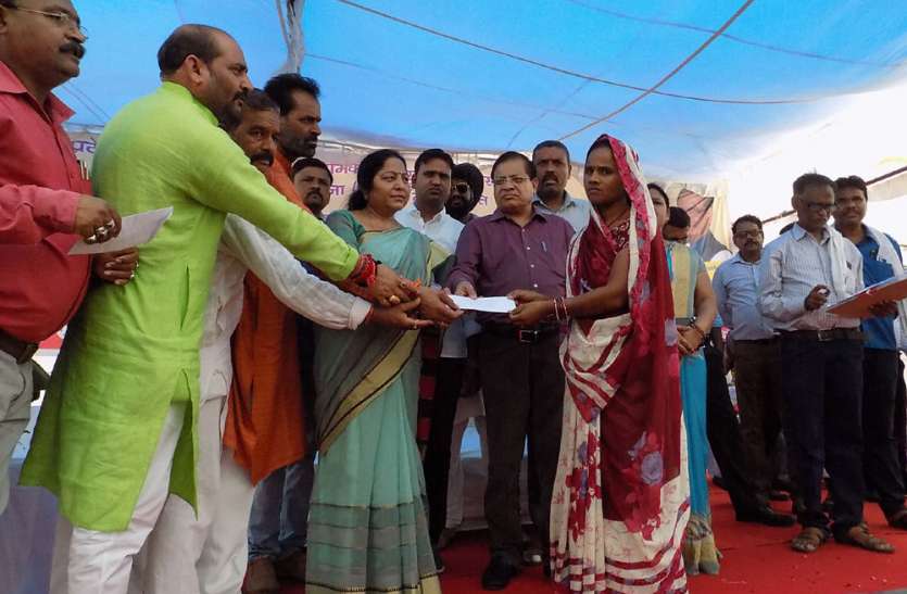 Chhatarpur मुख्यमंत्री जन कल्याण योजना से मजदूरों को मिलेगा लाभ