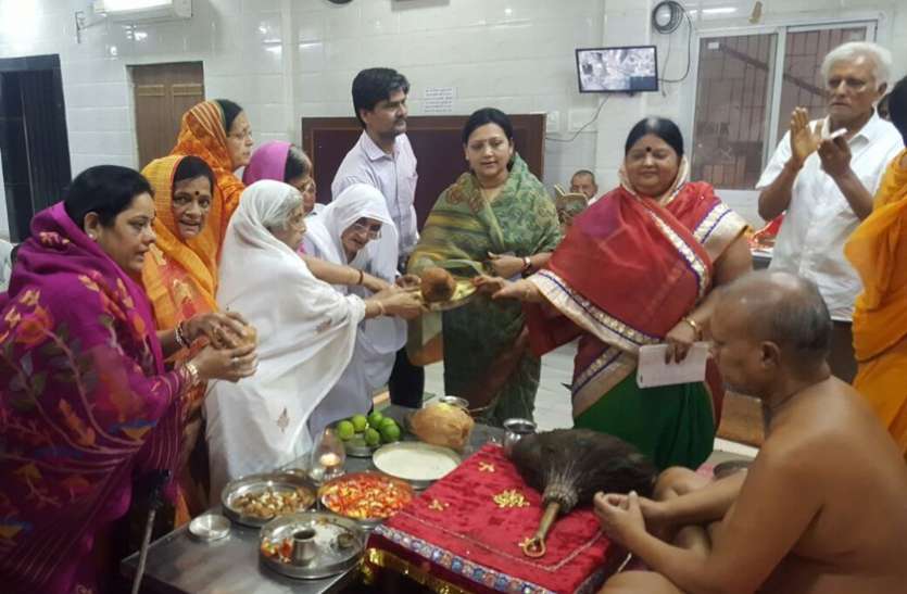 Muni Pragya Singh in Chennai मुनि प्रज्ञासागर चेन्नई में