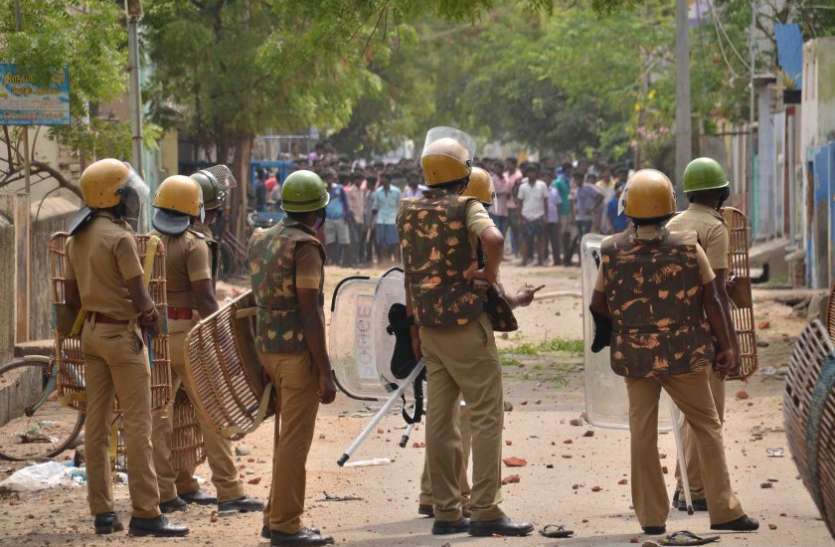 Madras High Court restrains Sterlite Plant expansion plan मद्रास हाईकोर्ट ने स्टरलाइट प्लांट विस्तार योजना पर लगाई रोक