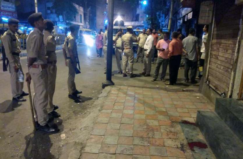 10 injured प्रेम प्रकरण में गुटीय संघर्ष
