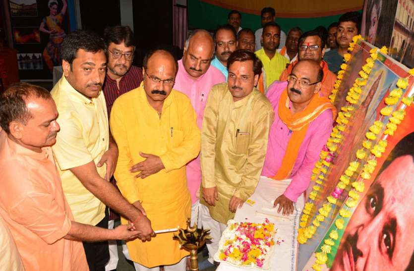 bjp mission-2019: starts program for revision of voter lists भाजपा ने कार्यकर्ताओं को दिया मिशन-2019 का मंत्र, इन चीजों पर रहेगा फोकस