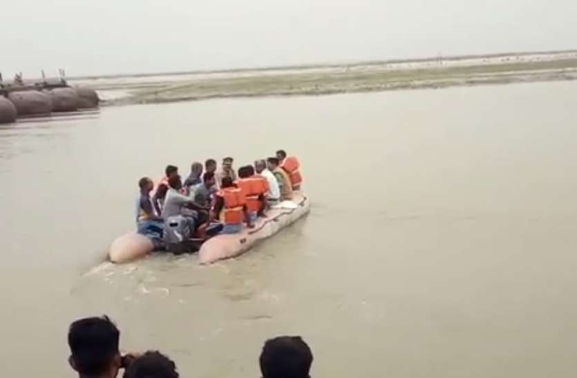 Flood एनडीआरएफ ने बाढ़ से निपटने के लिए किया मॉकड्रिल