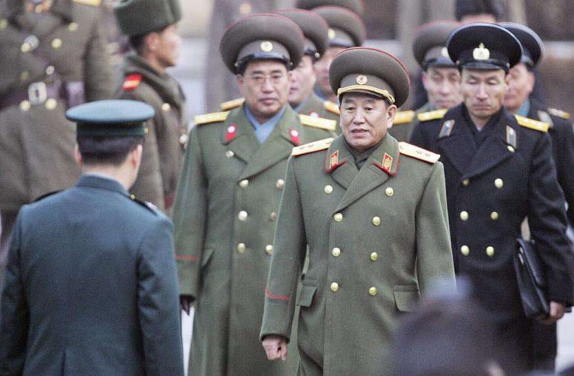 North-South Korea तनाव खत्म करने के लिए मिले उत्तर और दक्षिण कोरिया के सैन्य प्रमुख
