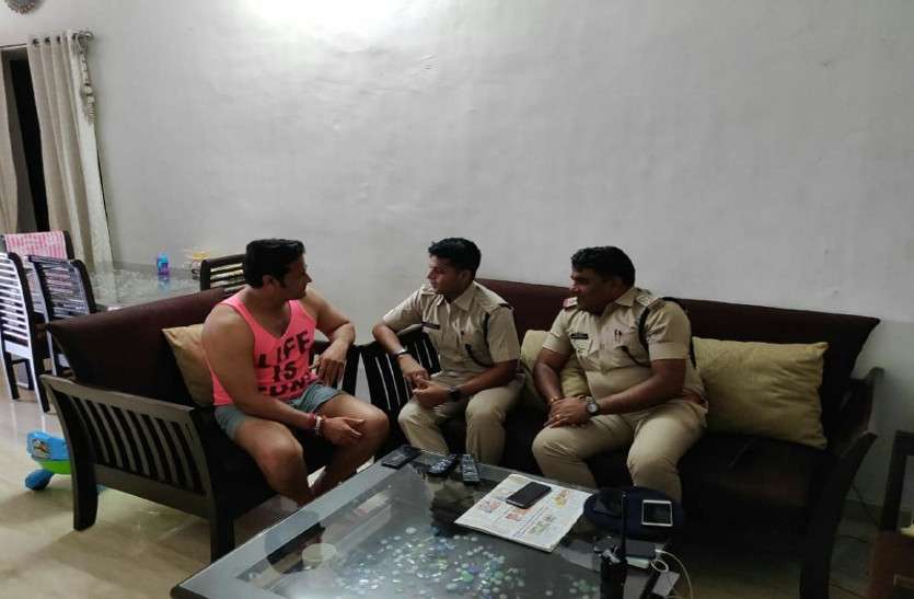 nsui workers arrested